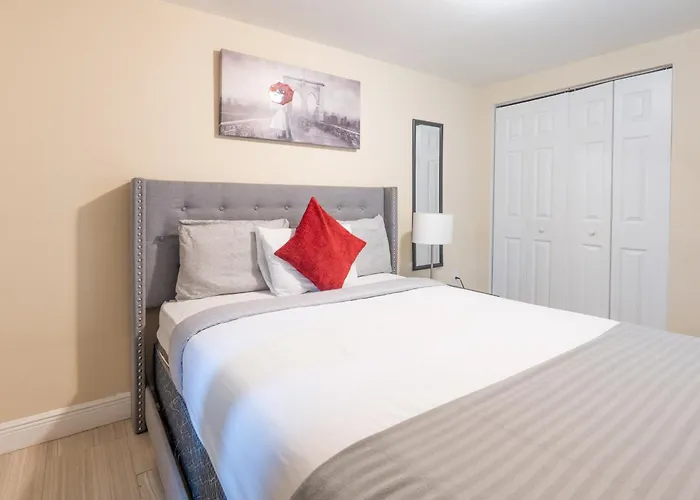 Cozy Private Apts In Hollywood By Hard Rock Casino!