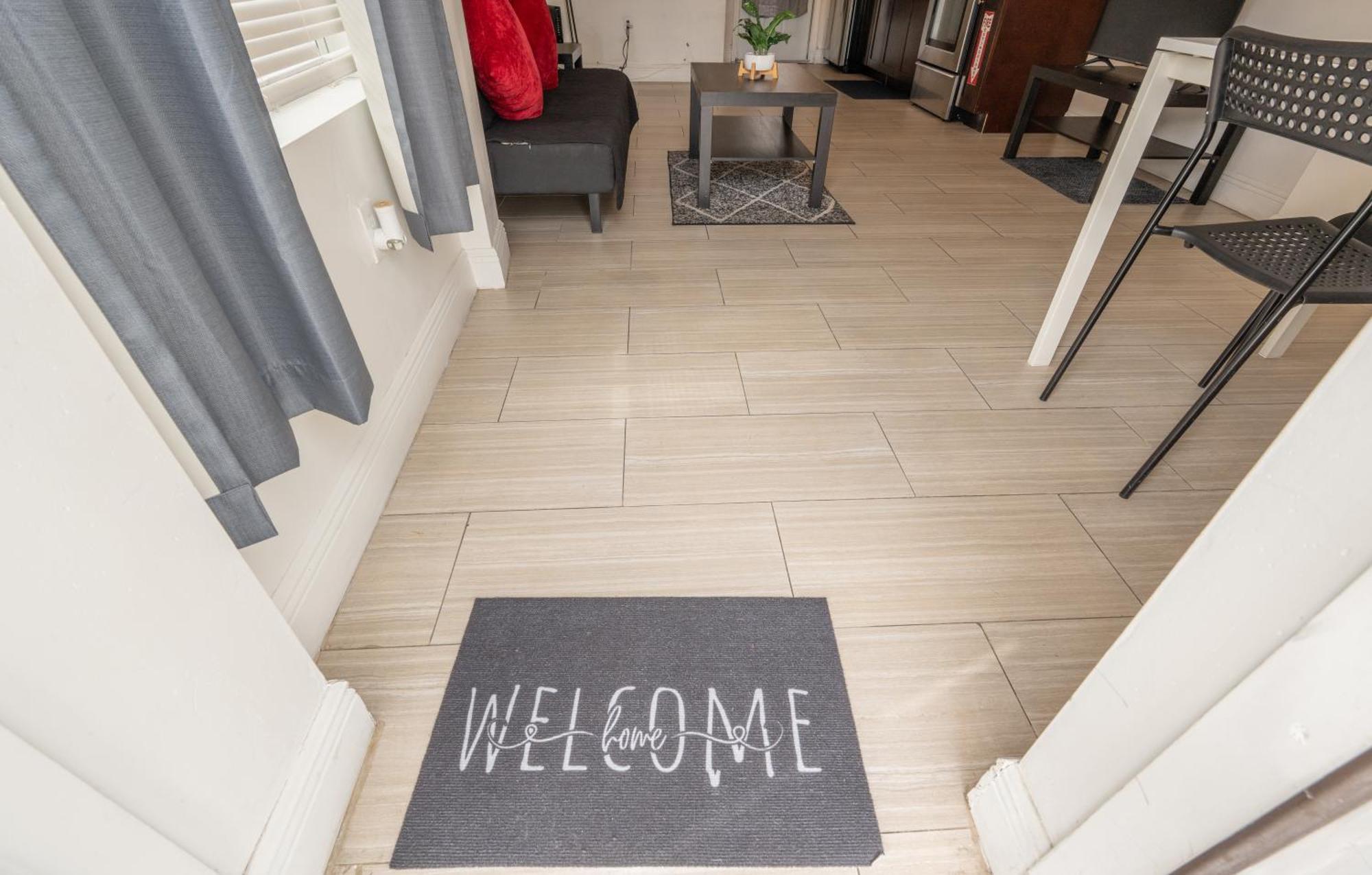 Cozy Private Apts In By Hard Rock Casino! *